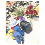 7 Pcs - Toaster - Flashlights - Water Jug - Vases
