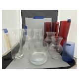 14 Pcs - Plastic Tumblers & Vases