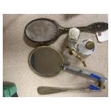 Shoe Horn & 2 Mirrors - Powders - Atomizer