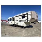 2015  Silverback by Cedar Creek 5th Wheel Camper