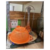 Colander - Plastic Bowl Covers - Utensil Holder