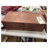 Storage Box w/8 Collectible Holiday Plates