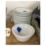 19 Pcs - Bowls - Pyrex Saucers