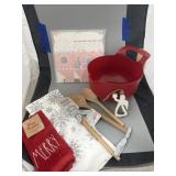 Plastic Mixing Bowl w/Wooden Spoon - Spatula