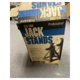 Pair Jack Stands 2-1/2 Ton in box