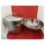 Stainless 12 Qt Stock Pot w/Lid & SS Bowl