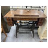 Singer Sewing Machine Cabinet - no machine