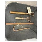 4 Pcs - Vintage Garden Tools - Crow Bar & More