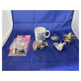 4 Pcs - Plastic Dumbo Ornament in Pkg - Mugs