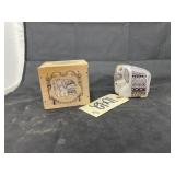 2 pcs. Porcelain Elephant & wood box