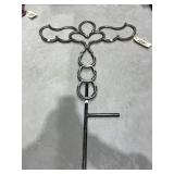 Metal horse shoe yard art