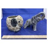 2 Pcs - Elephant Figures