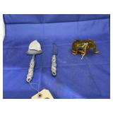 3 pcs. Cheese knives & Kanawha glass elephant