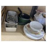 Assorted Baking Pans & Cookware & Dishes