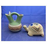 2 pcs. Native American pottery vase & turtle