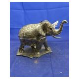 Metal elephant musical box