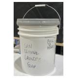 5 Gallon White Bucket - Gain Original Laundry Dete