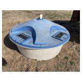 Mineral Feeder - crack in bottom - good top