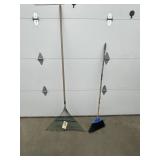 Broom & Metal Leaf Rake