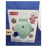 Mini Donut Maker in box