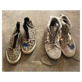 2 pair Canvas shoes Vans 1 sz. 9 1/2 womens