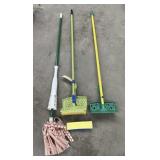 3 pcs. Mops