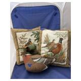 2 Stuffed Pillows & Duck