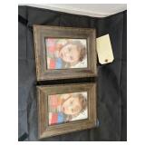 2 5x7 picture frames