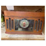 Stereo in wooden case