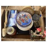 Holiday Tins, Cardinal Dï¿½cor, & more