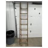 Wooden extension ladder 2 piece