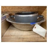 Stainless Steel Mixing Bowl w/6 qt. Dutch oven