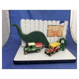 Sinclair Plastic Cars & Pump & Dï¿½cor