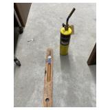 Propane Bottle - Wooden Level