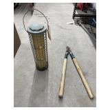 Limb Lopper & Bird Feeder