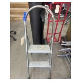Metal 2-Step Ladder