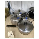 4 Pcs - Pots - Pans & lids