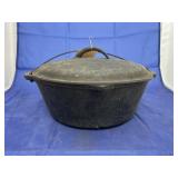 Cast Iron Pot w/Lid