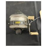 Zebco 33 Fishing Reel