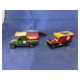 2 Pcs- Sinclair Plastic Toy Cars