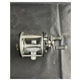 Penn Pier #109 Fishing Reel in Case