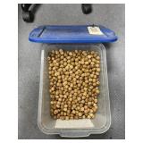 Starbuilder Wood Beads in Plastic Bin