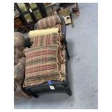 Wicker Lounge w/Shams & Throw Pillows