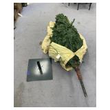 Lighted Christmas Tree w/Base