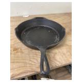 Lodge Cast Iron 10SK Skillet