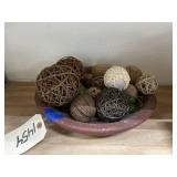 Large Decorative Platter w/Decorative Orbs