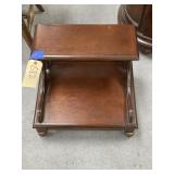 Small Wood Shelf 17'L x 15'W x 15'H