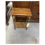 Side Table 18'L x 12'W x 24'H
