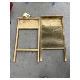 2 Pcs - Wash Board & Decorative Key Hanger