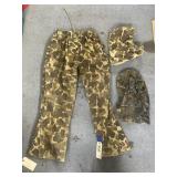 Camo Hat - Face Cover - Pants Sz XL